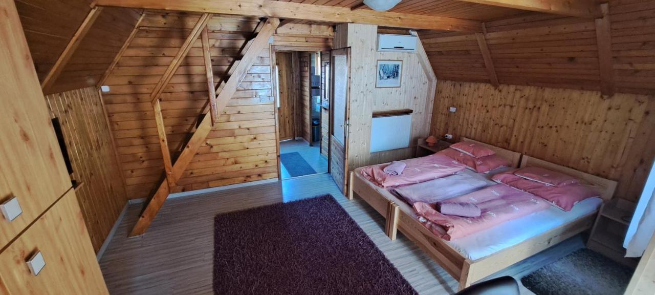 Kéri Apartman Mosonmagyarovar Bagian luar foto