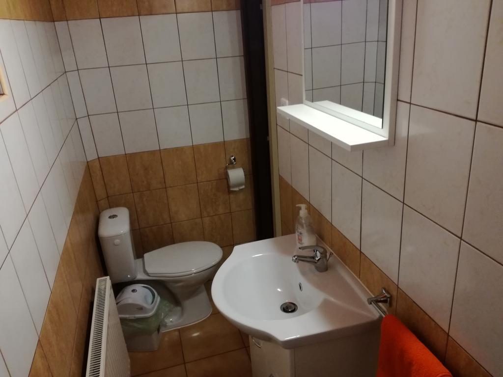 Kéri Apartman Mosonmagyarovar Bagian luar foto
