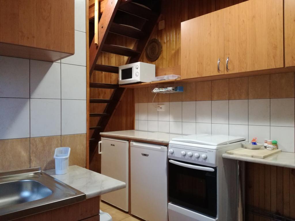 Kéri Apartman Mosonmagyarovar Bagian luar foto