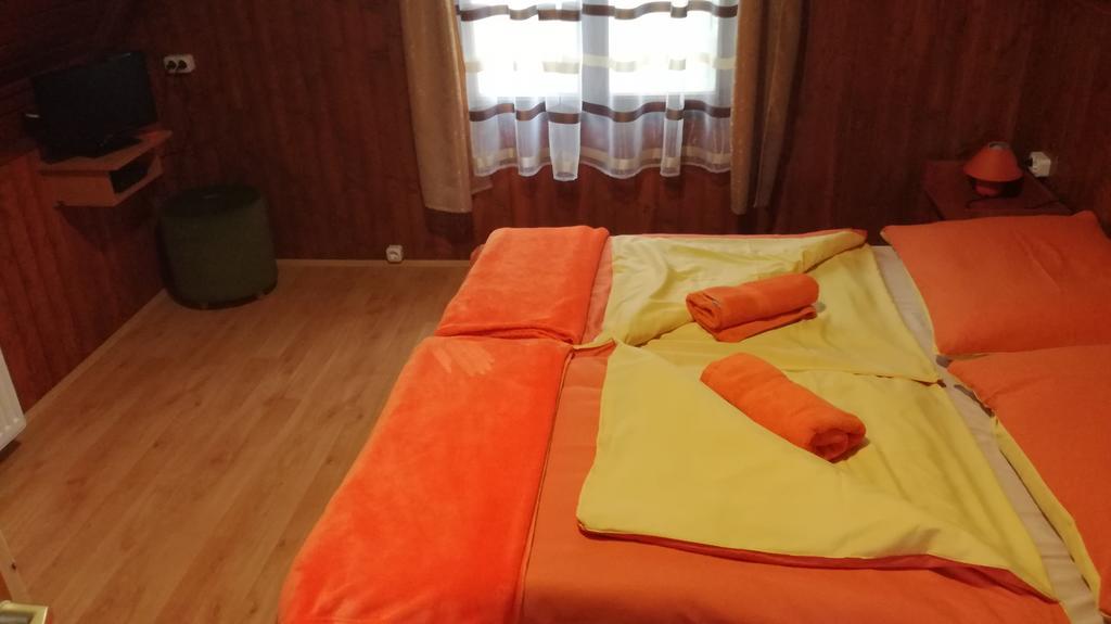 Kéri Apartman Mosonmagyarovar Bagian luar foto