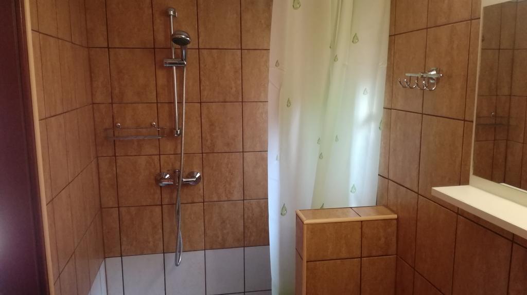 Kéri Apartman Mosonmagyarovar Bagian luar foto